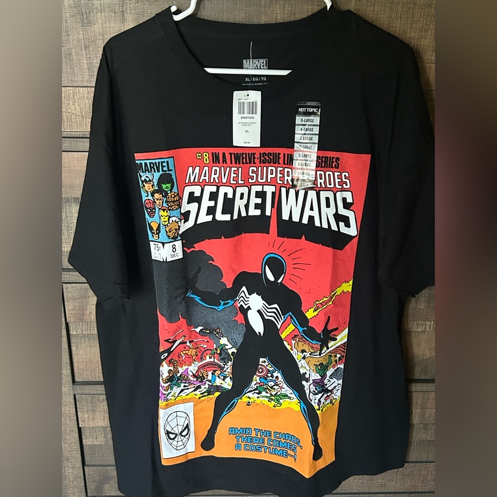 Marvel Secret Wars Black and Red T-Shirt